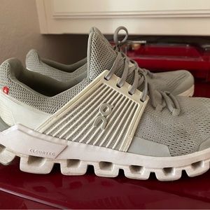 Cloud running shoes